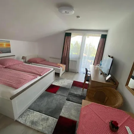 Waldschenke Am Woerthersee Velden am Wörthersee