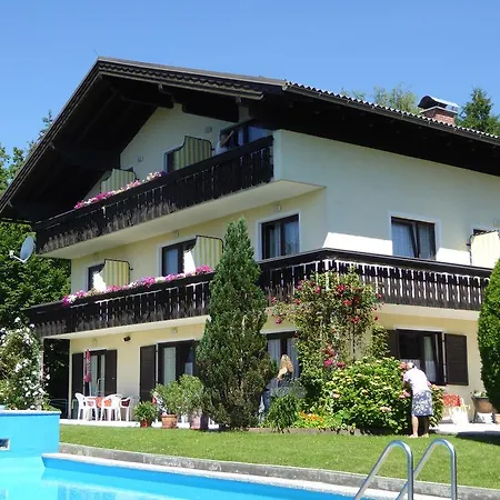 Pensión Waldschenke Am Woerthersee 3*