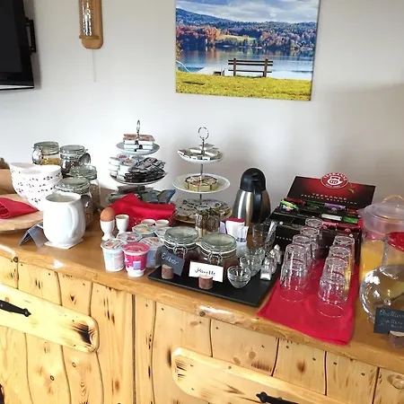 Pensión Waldschenke Am Woerthersee 3*