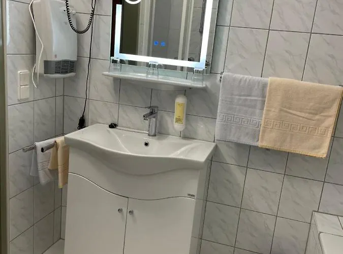 Waldschenke Am Woerthersee Pensión Velden am Wörthersee