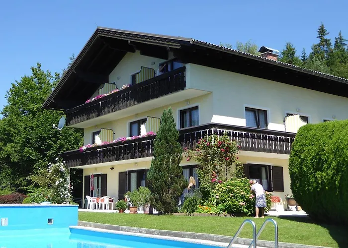 Pensión Waldschenke Am Woerthersee 3*